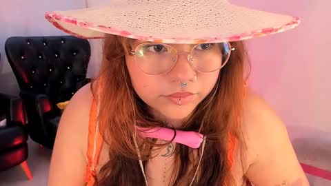 Snapshot of samanta_cutee1 chatting on 01/11/25, 02:47 SAMANTA online show from 01/11/25, 02:47