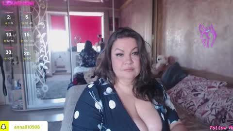 Snapshot of samanta_shy chatting on 04/14/26, 02:01 Marry online show from 04/14/26, 02:01