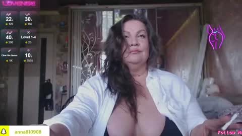 Snapshot of samanta_shy chatting on 06/15/26, 10:17 Marry online show from 06/15/26, 10:17