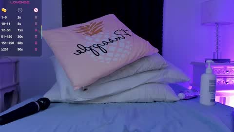  samanta  online show from 11/10/25, 09:36