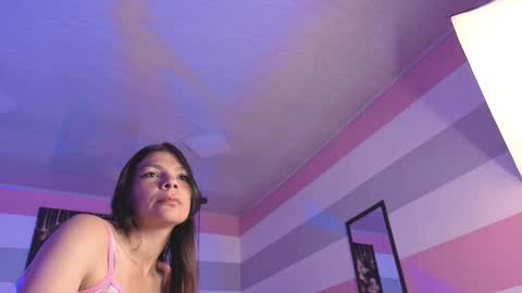 samantaortega_ online show from 10/21/25, 01:45