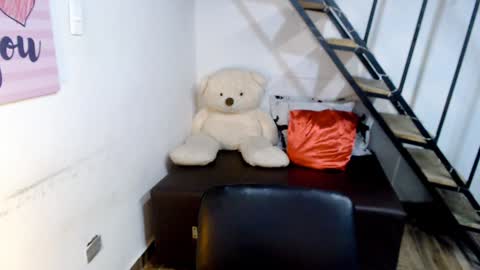 samantha online show from 01/29/25, 02:30