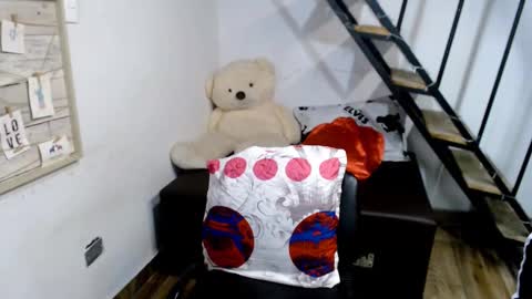 samantha online show from 02/16/25, 03:04