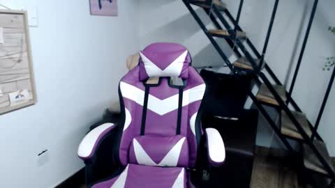 samantha online show from 11/18/25, 02:54