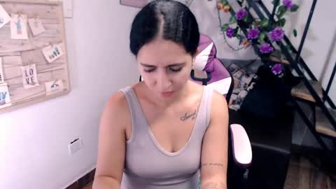 Snapshot of samantha2girl chatting on 04/29/26, 05:30 samantha online show from 04/29/26, 05:30
