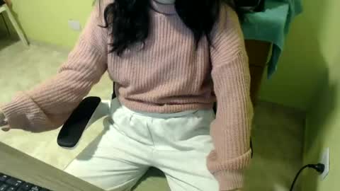 Snapshot of samantha_699 chatting on 07/04/26, 11:27 samantha_699 online show from 07/04/26, 11:27