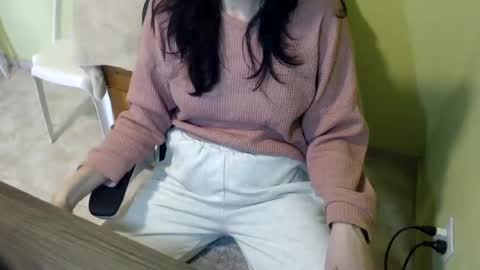 Snapshot of samantha_699 chatting on 07/12/26, 06:32 samantha_699 online show from 07/12/26, 06:32