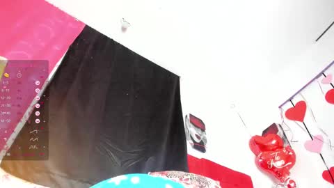  Samanthasmile  online show from 03/08/25, 10:02