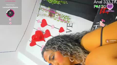 Snapshot of samantha__smile__ chatting on 08/08/26, 01:52 Samanthasmile online show from 08/08/26, 01:52