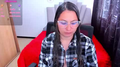 Snapshot of samantha__wilson chatting on 10/14/25, 03:24 Samantha online show from 10/14/25, 03:24