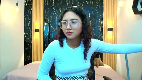    online show from 05/05/26, 11:07