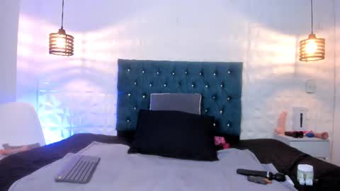 Snapshot of samantha_foxyy chatting on 07/28/26, 02:13 samantha_foxyy online show from 07/28/26, 02:13