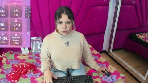 Ashley Giseth Arenas Molina online show from 06/24/26, 01:32