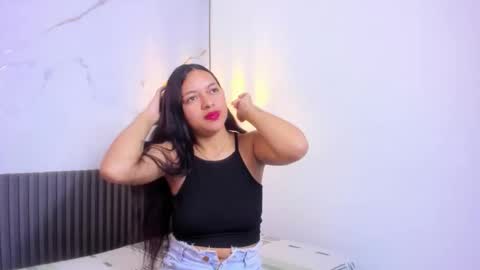 samantha_lopez2 online show from 04/21/26, 12:55