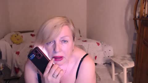 Snapshot of samantha_si chatting on 06/26/26, 10:03 Samantha online show from 06/26/26, 10:03