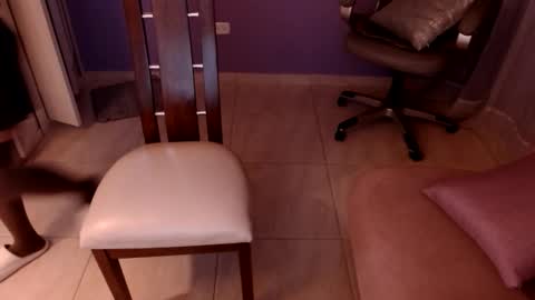 samantha_thompsoon online show from 01/21/25, 12:07