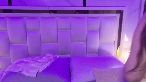 samanthaa_sm online show from 04/30/26, 03:24