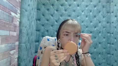 Snapshot of samanthaa_smitth chatting on 10/02/25, 03:35 Samantha Smitth online show from 10/02/25, 03:35