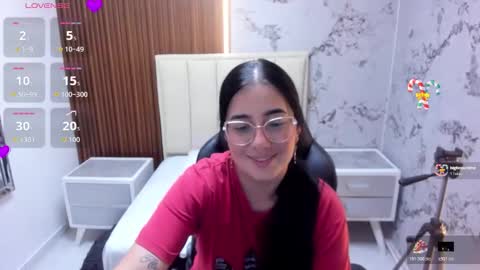 Snapshot of samanthafiore1 chatting on 02/11/26, 01:27 online show from 02/11/26, 01:27