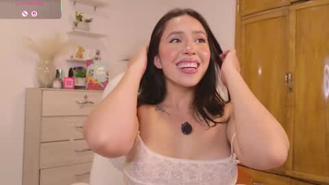 paulina rios online show from 10/22/25, 04:40