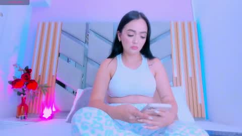  SAMANTHA online show from 04/29/26, 09:10