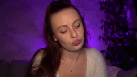 Snapshot of samanthavixen chatting on 11/04/25, 08:08 Goddess Samantha Vixen online show from 11/04/25, 08:08