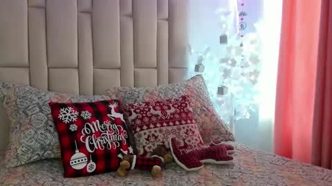 Samixmami online show from 12/17/25, 06:36