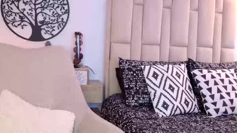 Samixmami online show from 05/09/26, 10:15