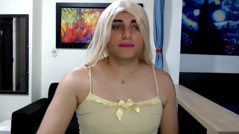 Samara online show from 10/25/25, 06:32