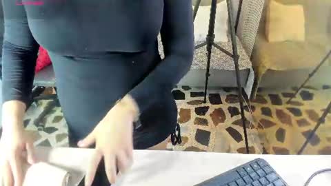 Samara online show from 06/18/26, 04:57