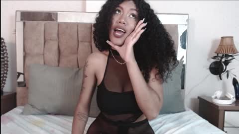 Snapshot of samaragrey18 chatting on 01/15/25, 03:33 samaragrey18 online show from 01/15/25, 03:33