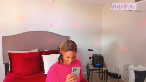 Yaya online show from 11/21/25, 05:44