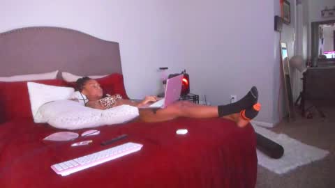 Yaya online show from 12/04/25, 03:54