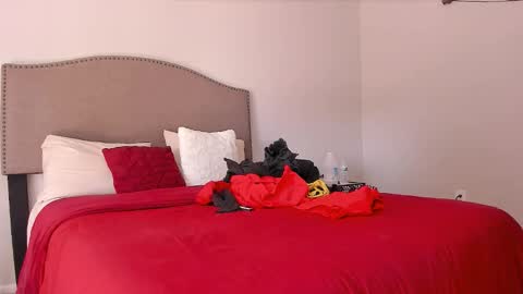 Yaya online show from 02/28/26, 07:26