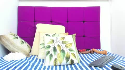 Snapshot of samay_sex18 chatting on 03/06/25, 06:16 samay_sex18 online show from 03/06/25, 06:16