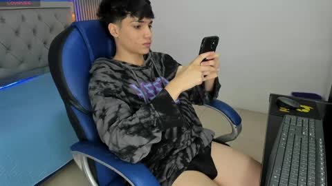 Sam online show from 05/09/26, 01:16
