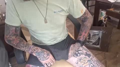 Snapshot of samboiamtho chatting on 01/23/25, 12:52 samboiamtho online show from 01/23/25, 12:52