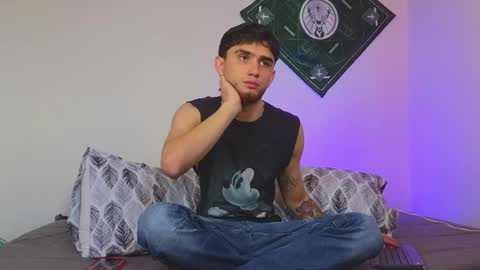 samevansx online show from 09/25/25, 02:32