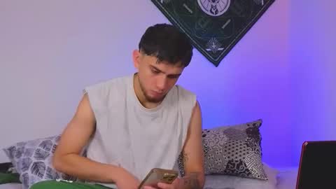 samevansx online show from 10/24/25, 02:57