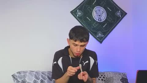 samevansx online show from 10/31/25, 06:09