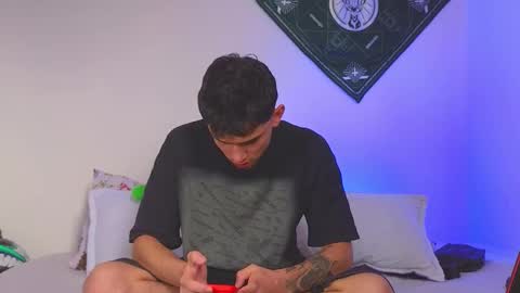 samevansx online show from 11/26/25, 02:18