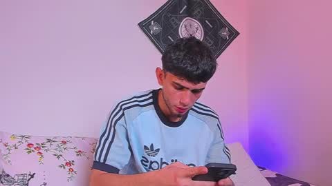 samevansx online show from 02/17/26, 03:29