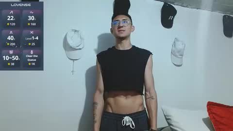 Snapshot of samfox_ chatting on 03/19/26, 10:52 SAM online show from 03/19/26, 10:52