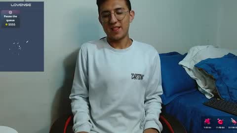 Snapshot of samfox_ chatting on 03/31/26, 11:21 SAM online show from 03/31/26, 11:21