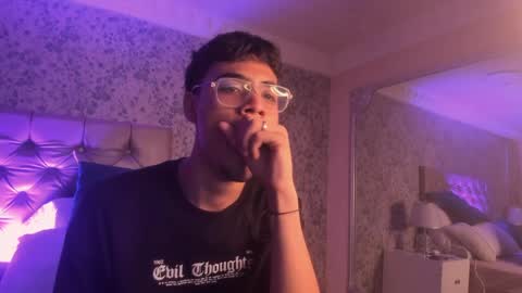Samfrrost online show from 05/05/26, 12:13
