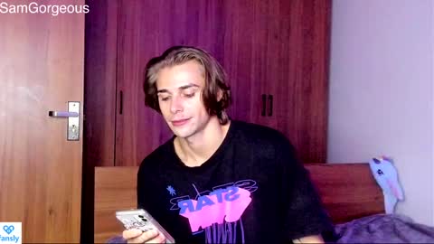 Snapshot of samgorgeous chatting on 12/18/24, 10:08 Fansly - Top4fans online show from 12/18/24, 10:08