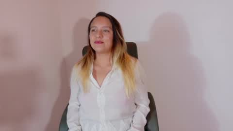 Snapshot of sami_1_8 chatting on 04/27/26, 04:16 Samy online show from 04/27/26, 04:16