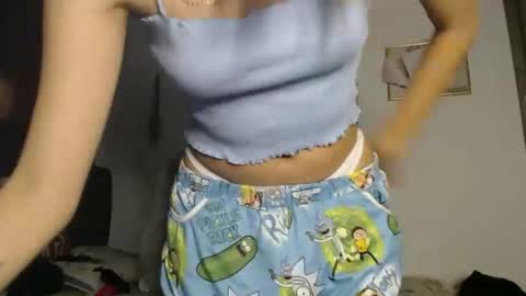 Tami  Gael online show from 09/20/25, 02:12