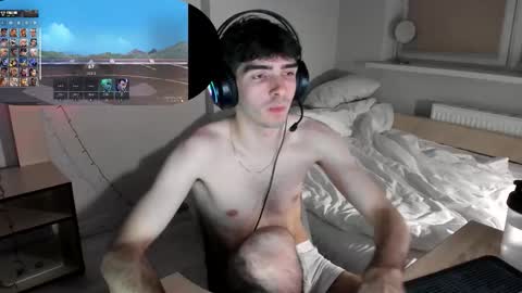 Snapshot of samiliken chatting on 02/17/26, 04:46 Sam online show from 02/17/26, 04:46