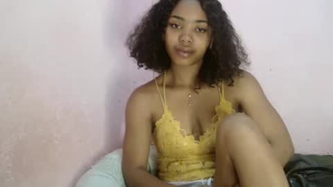samina2255 online show from 09/29/25, 08:19